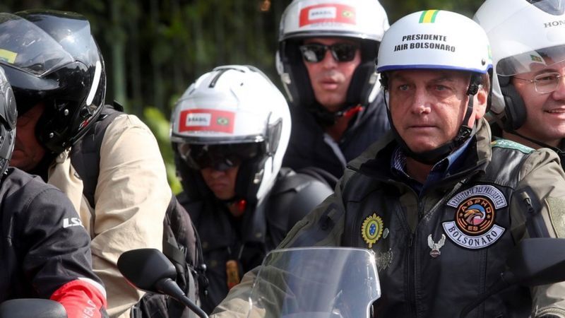 Bolsonaro de volta