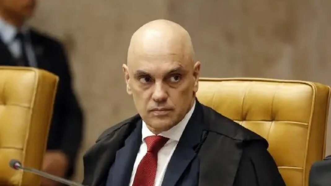 Moraes exytrapola