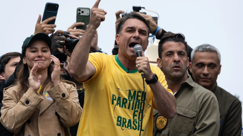 Flavio EUA